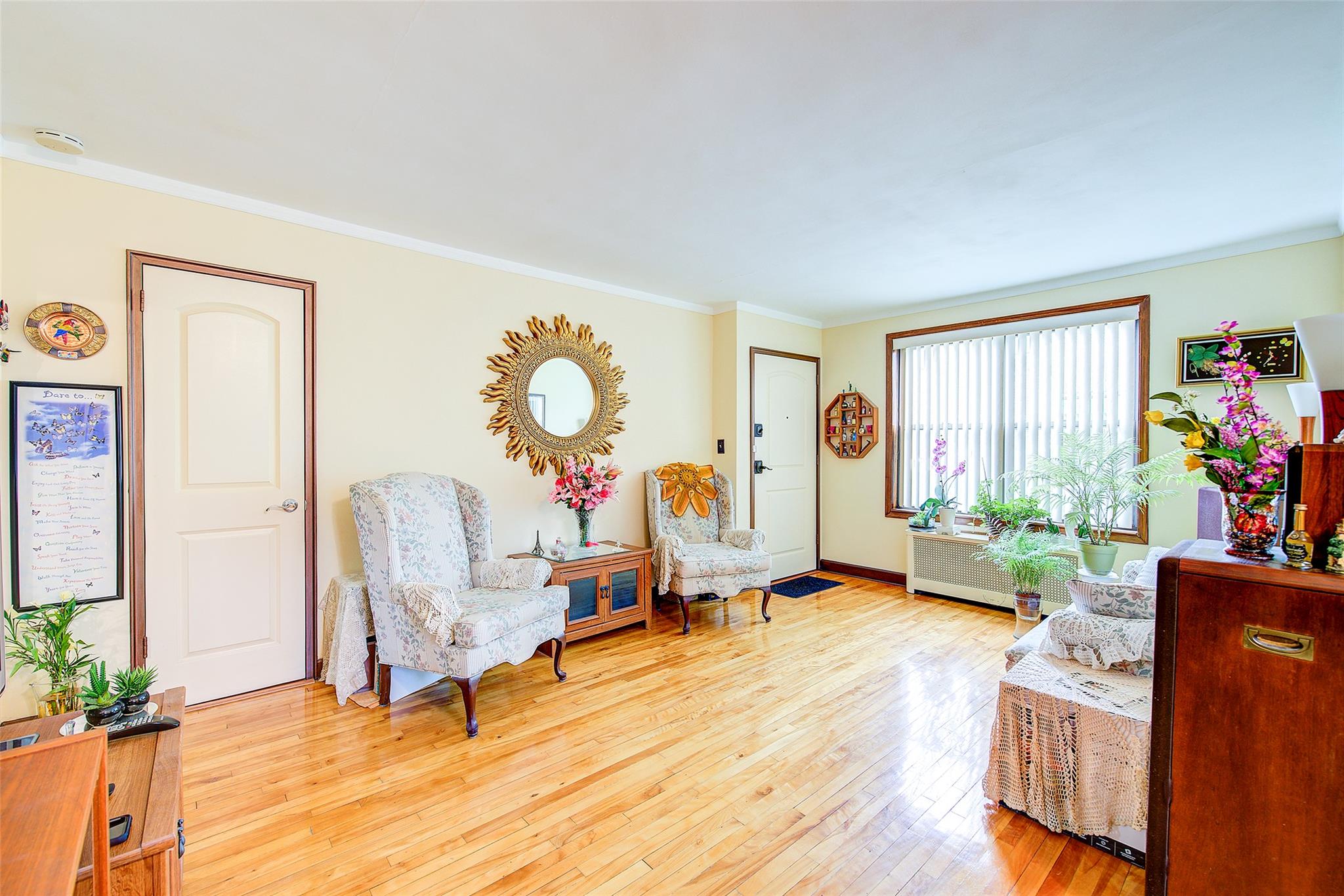 #4 photo, 196-57 69th Avenue, Fresh Meadows , NY 11365