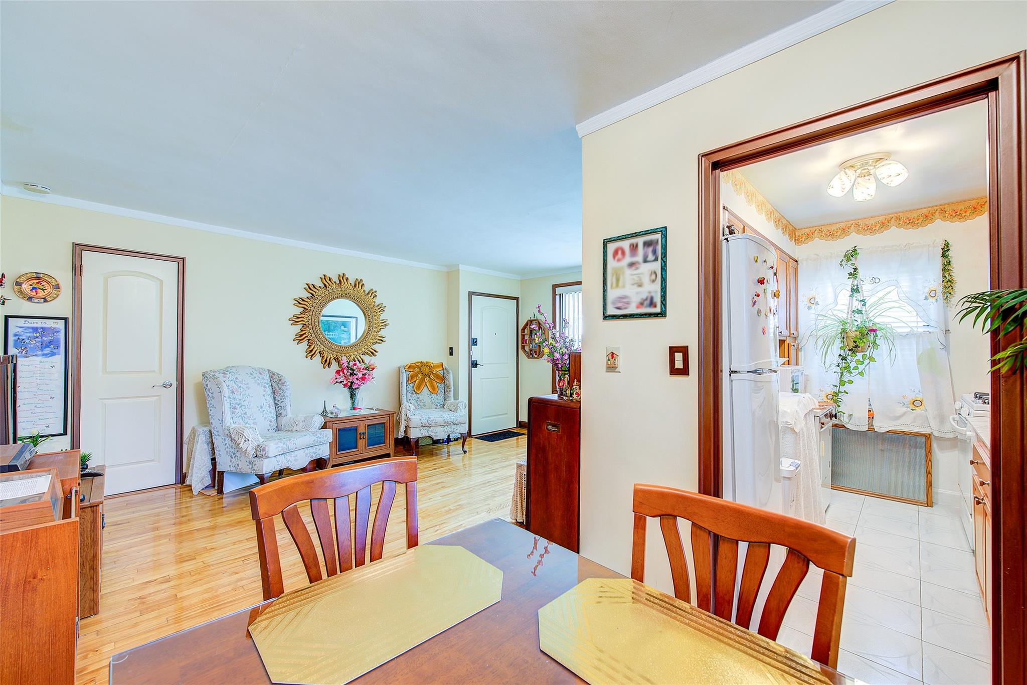 #8 photo, 196-57 69th Avenue, Fresh Meadows , NY 11365