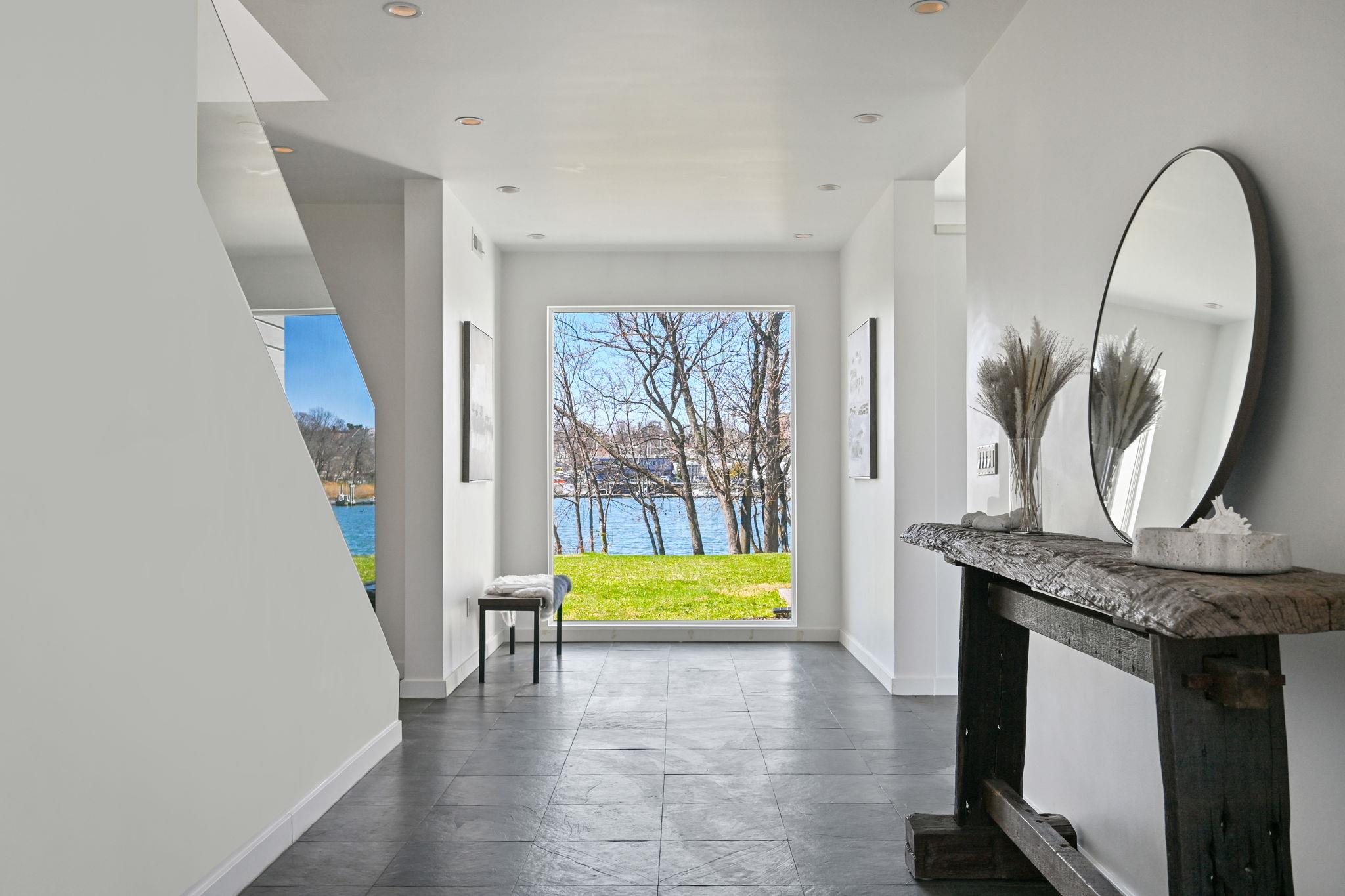 #2 photo, 625 Davenport Avenue, New Rochelle , NY 10805