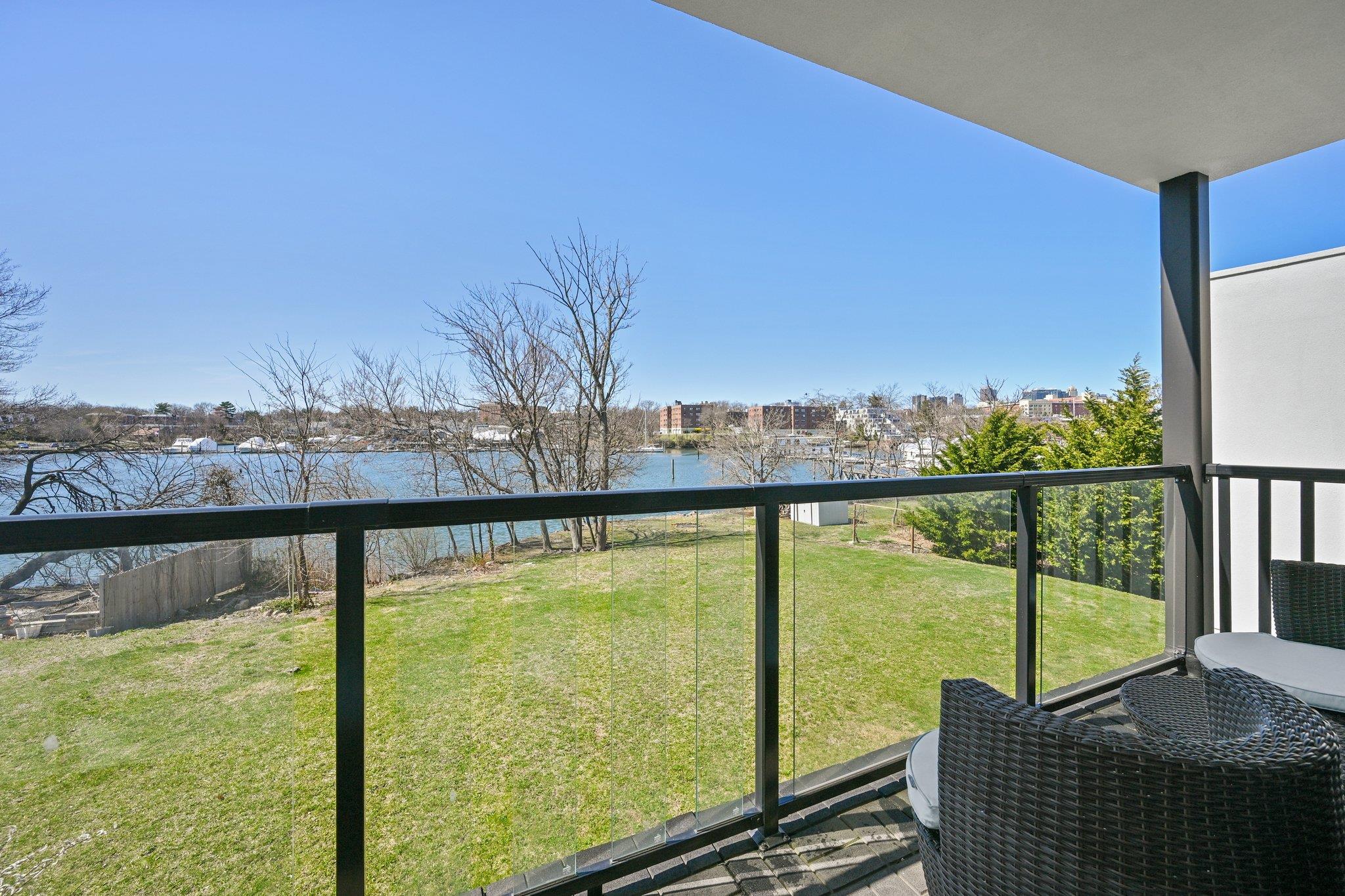 #20 photo, 625 Davenport Avenue, New Rochelle , NY 10805