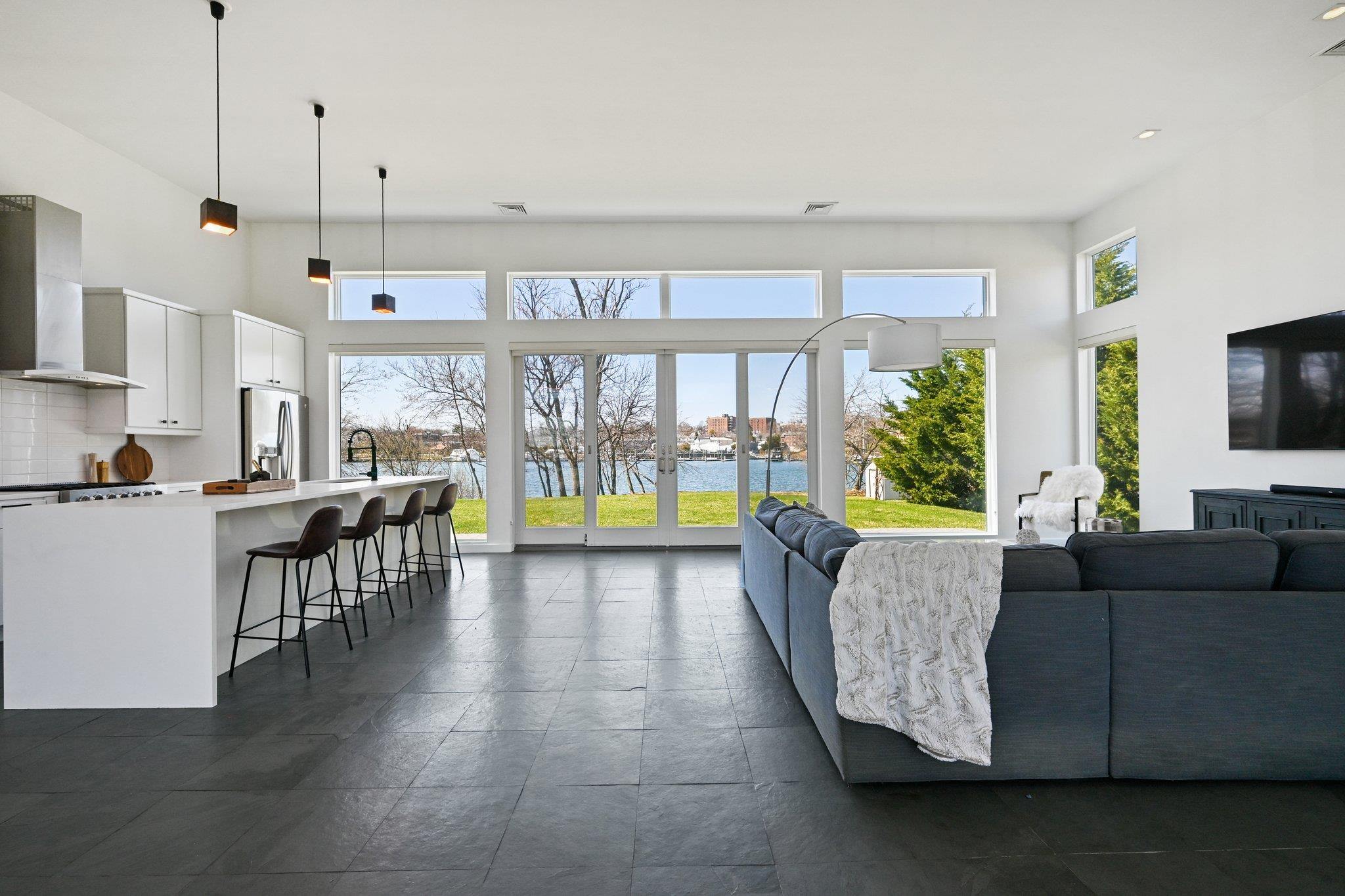 #3 photo, 625 Davenport Avenue, New Rochelle , NY 10805