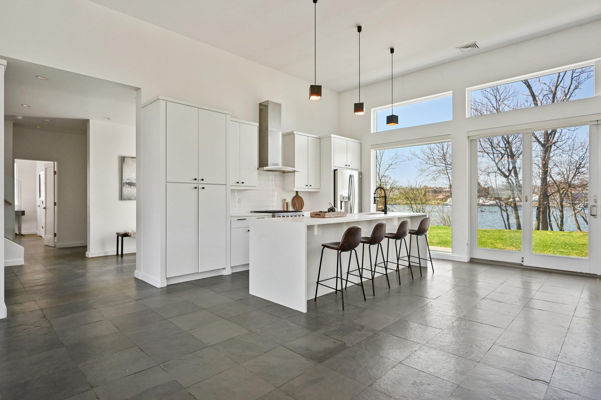 #9 photo, 625 Davenport Avenue, New Rochelle , NY 10805