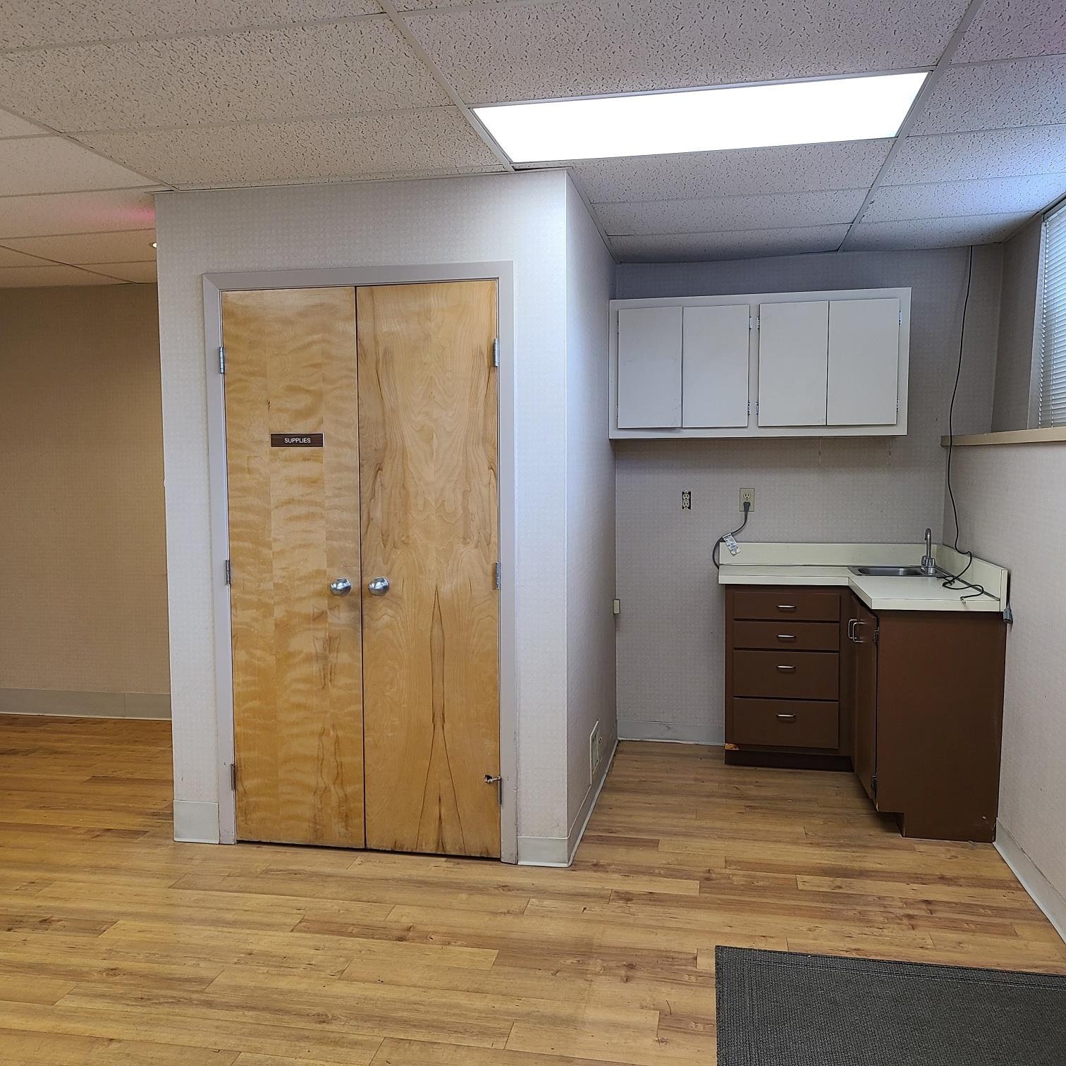 #7 photo, 152 E Main Street, サフォーク郡 Huntington , NY 11743