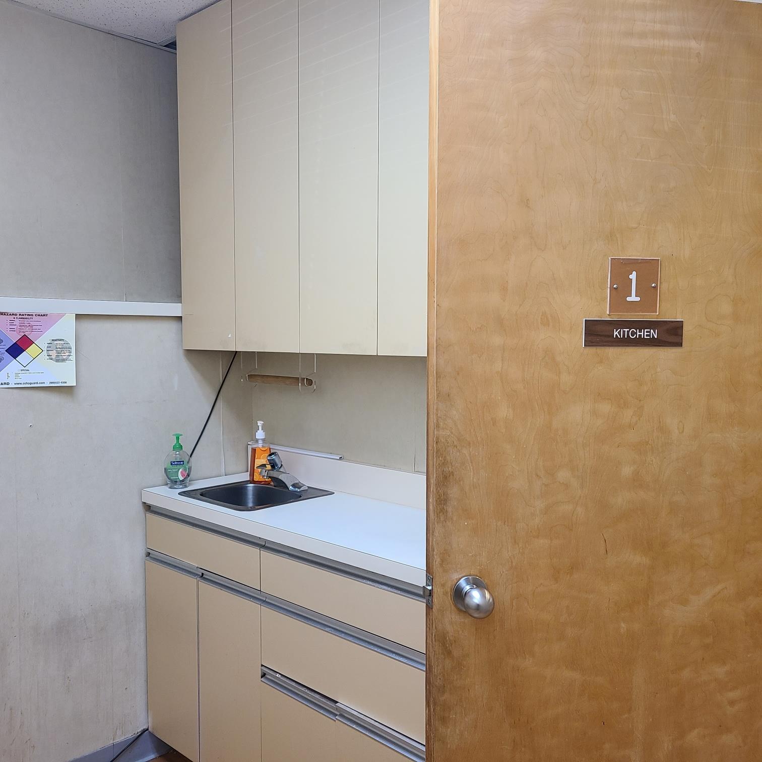 #9 photo, 152 E Main Street, サフォーク郡 Huntington , NY 11743