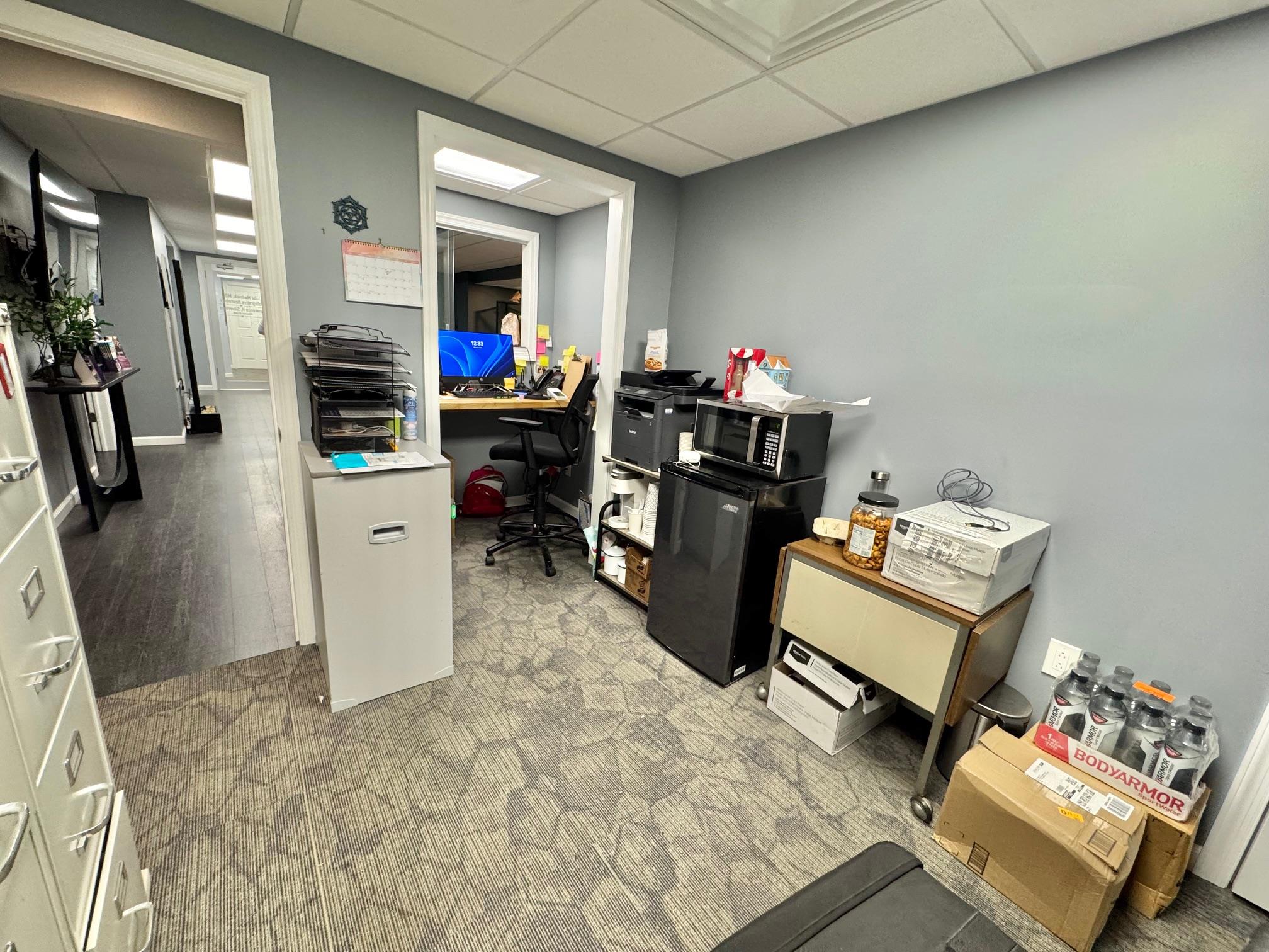 #16 photo, 350 Veterans Memorial Highway, サフォーク郡 Commack , NY 11725