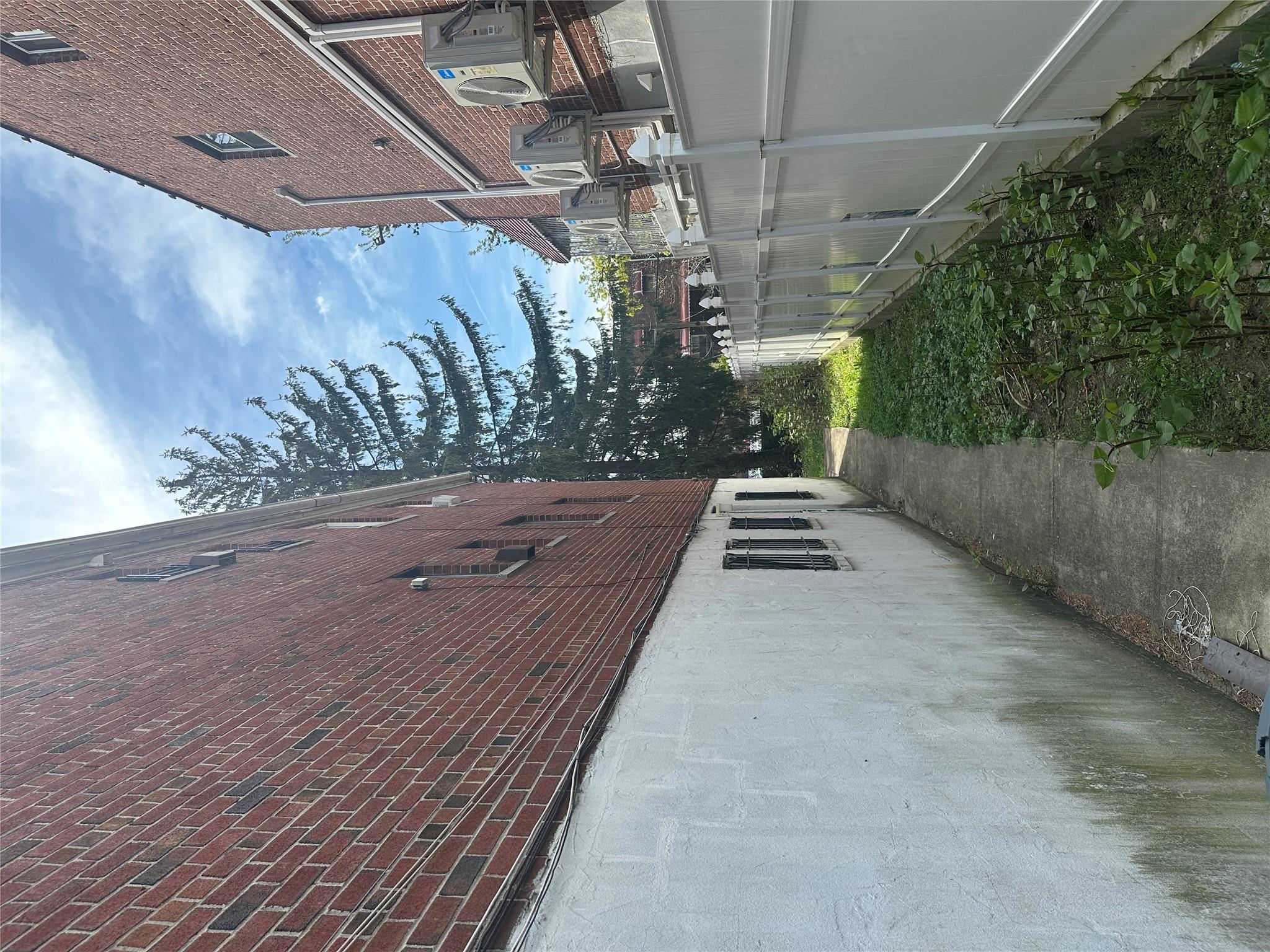 #11 photo, 433 Howe Avenue, Bronx , NY 10473