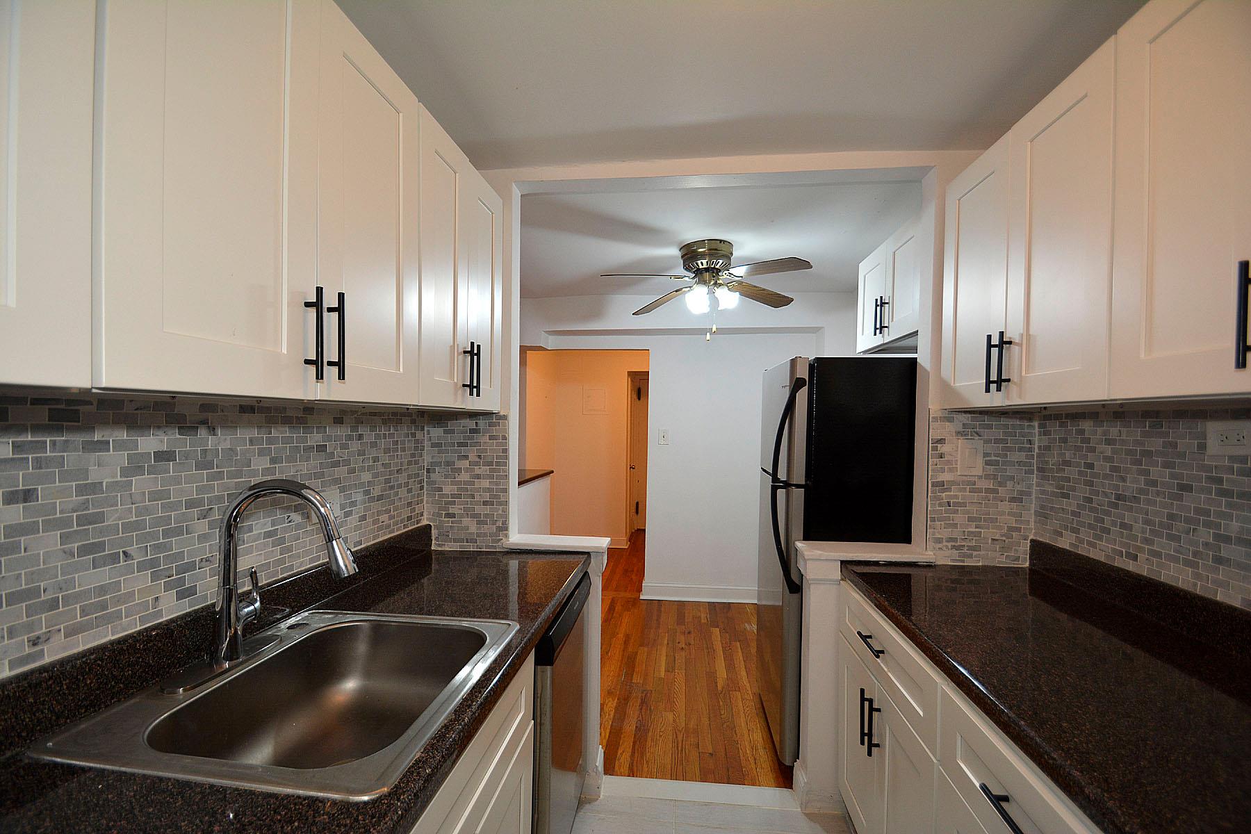 #12 photo, 67-12 Yellowstone Blvd, クイーンズ区 Forest Hills , NY 11375