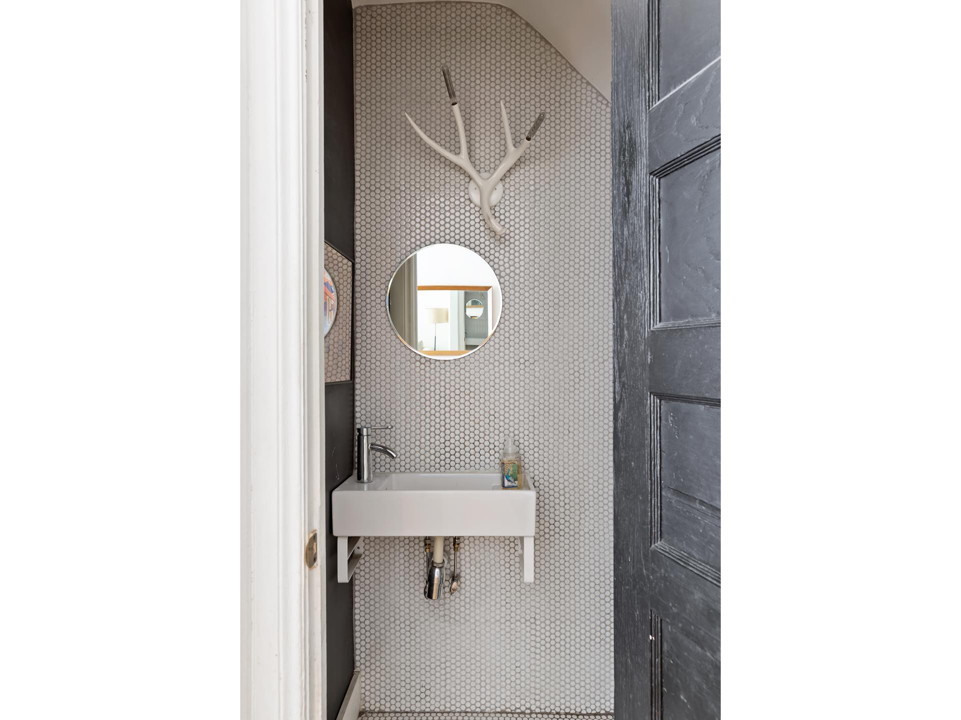 #11 photo, 28 STEPHENS Court, ブルックリン区 Ditmas Park , NY 11226