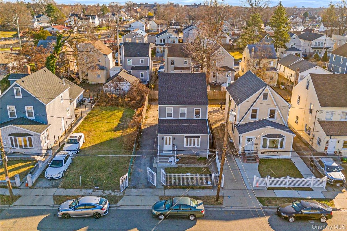 #17 photo, 208 Princeton Street, Hempstead , NY 11550