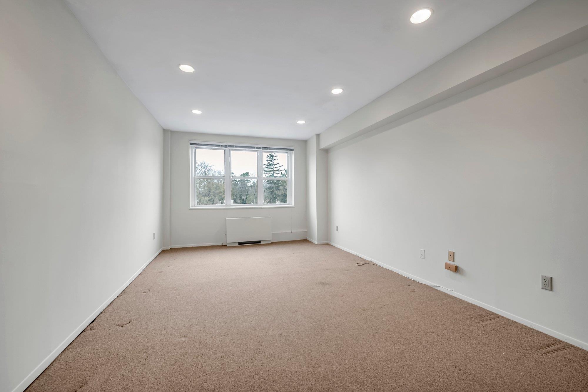 #16 photo, 1 Kensington Gate, ナッソー郡 Great Neck , NY 11021