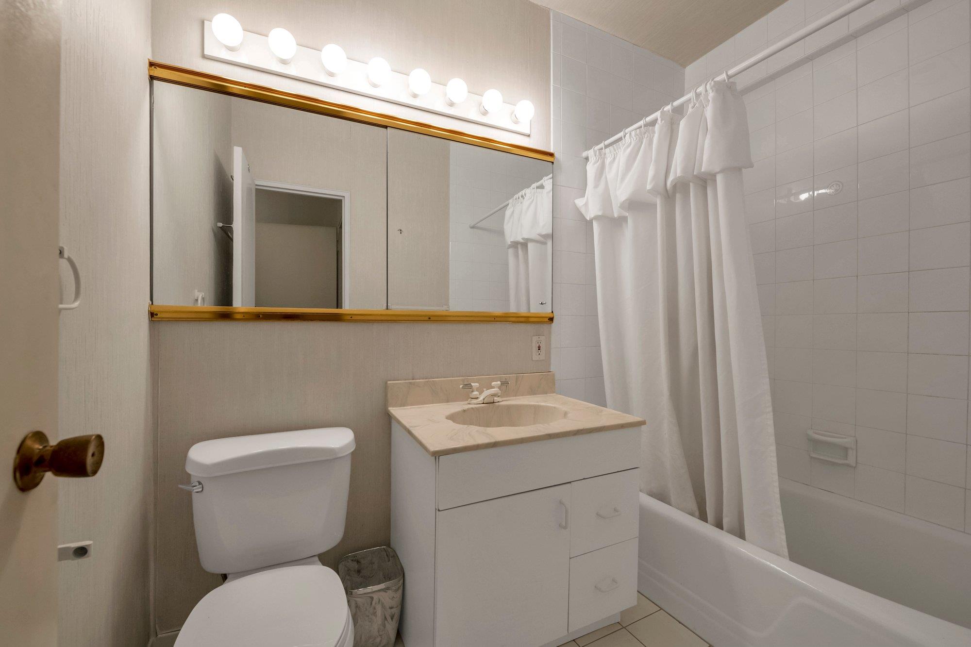 #17 photo, 1 Kensington Gate, ナッソー郡 Great Neck , NY 11021