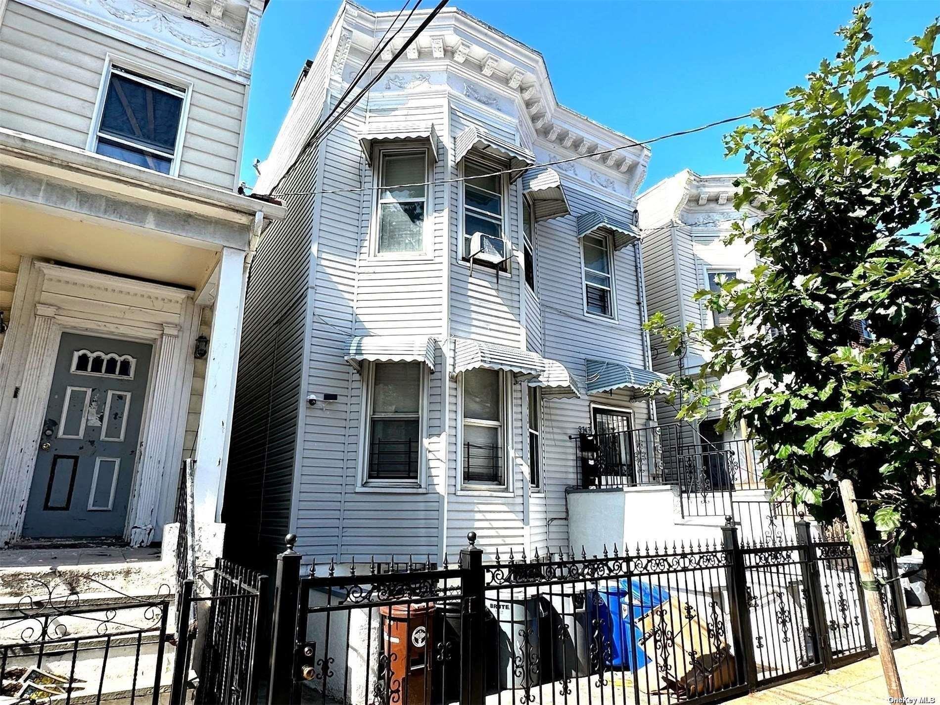 #18 photo, 3747 Olinville Avenue, برونكس Bronx , NY 10467