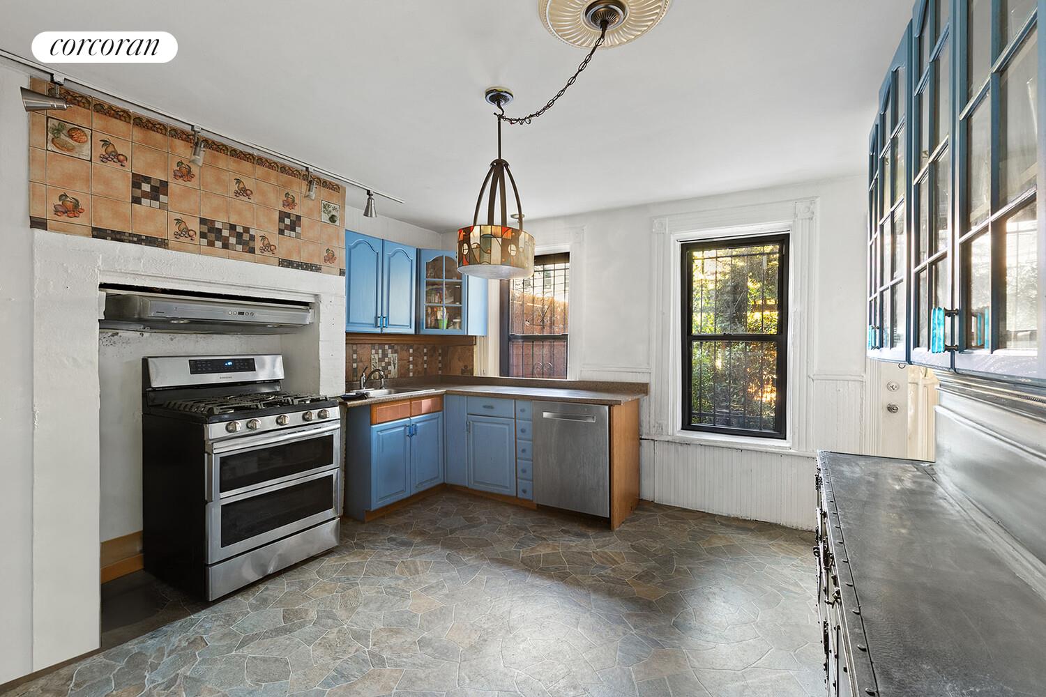 #12 photo, 441 MAC DONOUGH Street, ブルックリン区 Stuyvesant Heights , NY 11233