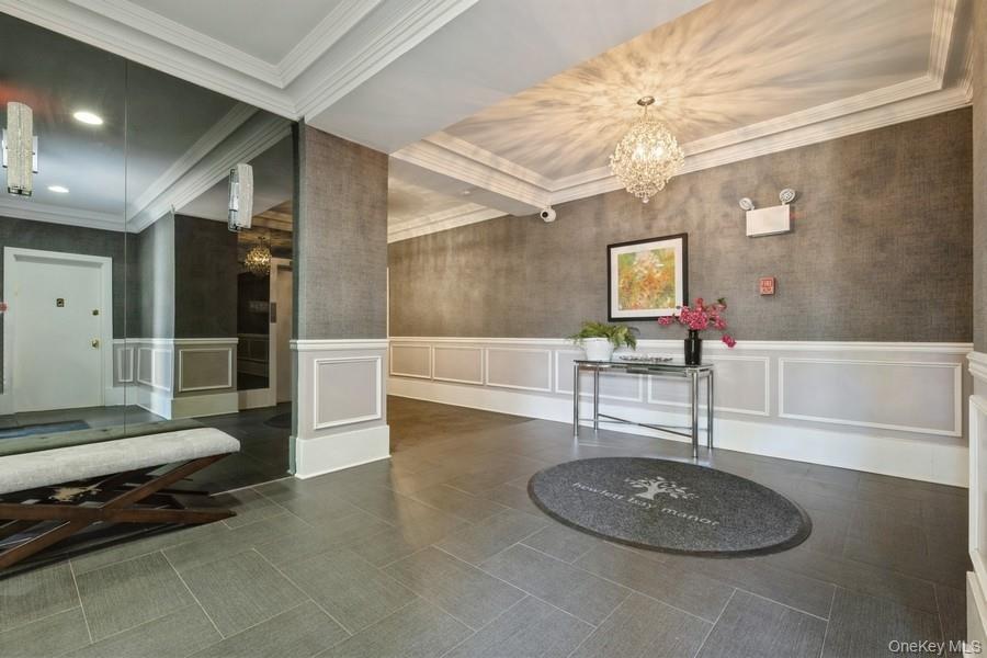 #13 photo, 1185 E Broadway, Hewlett , NY 11557