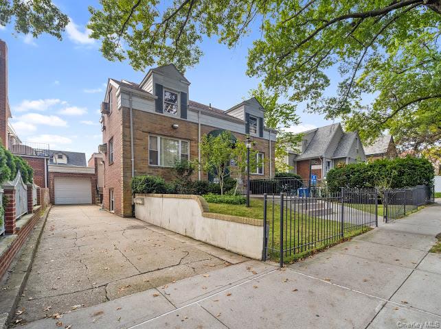 #2 photo, 1214 Pelham Parkway, Bronx , NY 10461