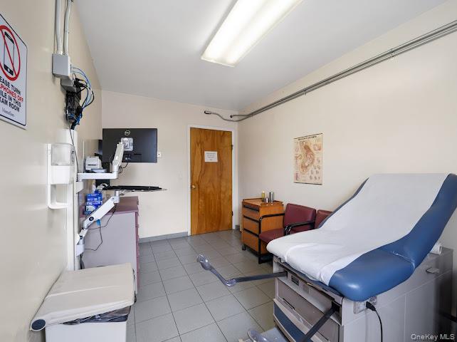 #6 photo, 1214 Pelham Parkway, Bronx , NY 10461