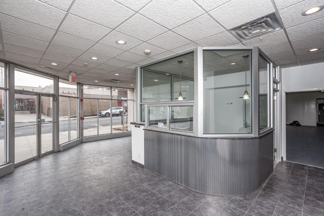 #5 photo, 1061 Main Street, Peekskill , NY 10566