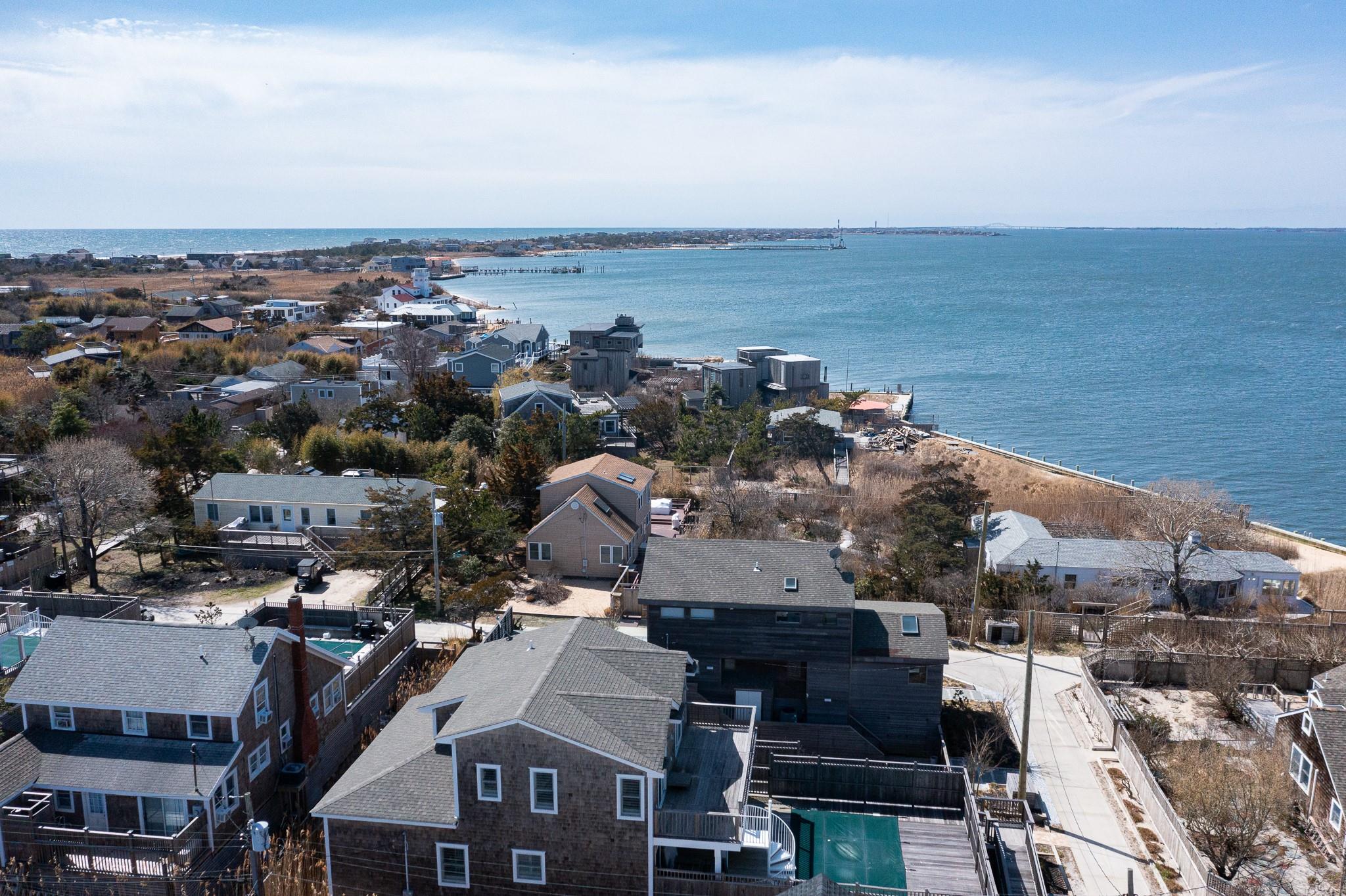 #5 photo, 329 Bay Walk, Ocean Beach , NY 11770