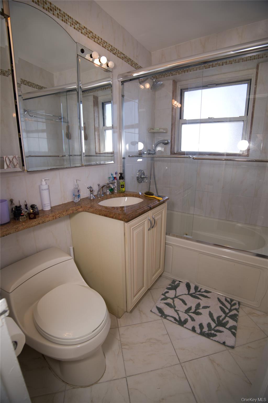 #15 photo, 72-35 112 Street, Forest Hills , NY 11375