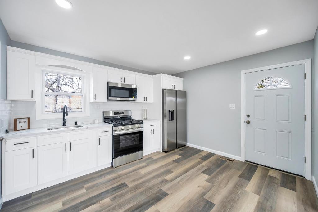 #10 photo, 81 New Avenue, 東長島 Wyandanch , NY 11798