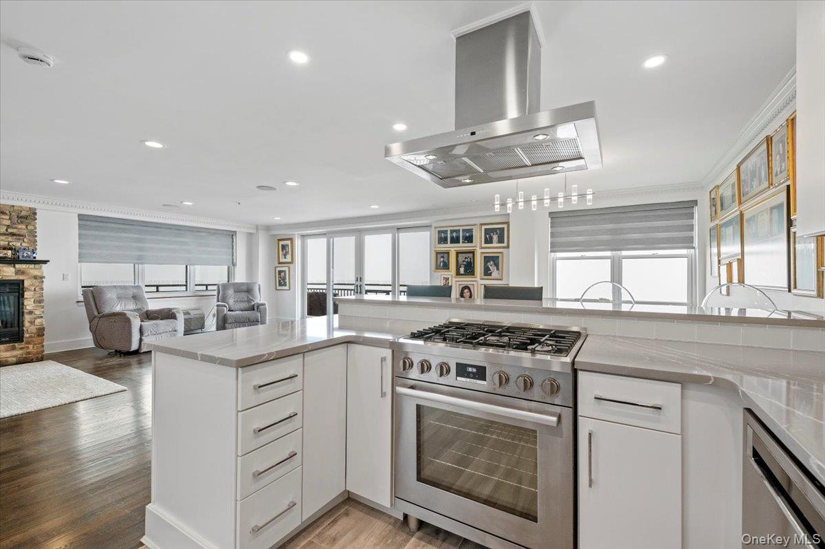 #10 photo, 26 W Broadway, ナッソー郡 Long Beach , NY 11561