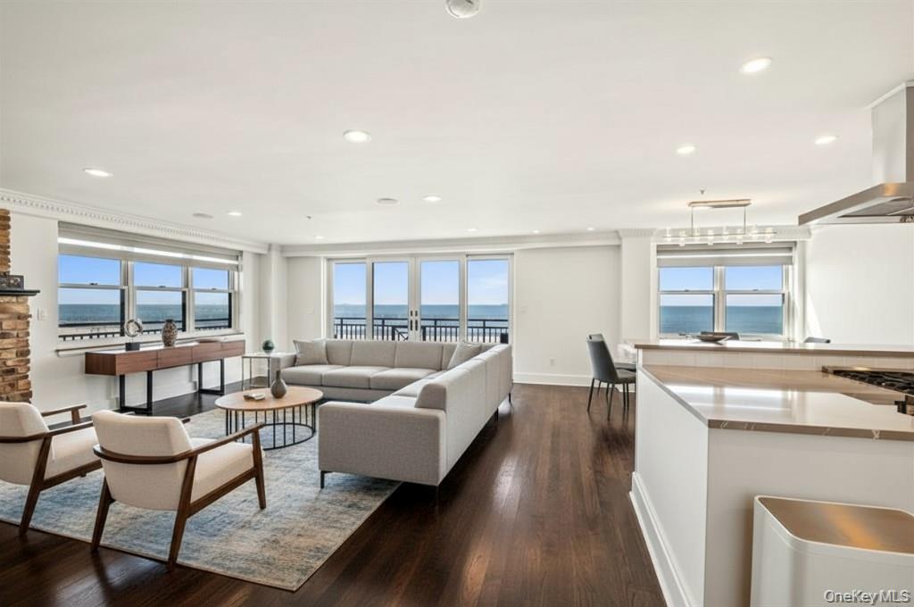 #2 photo, 26 W Broadway, ナッソー郡 Long Beach , NY 11561