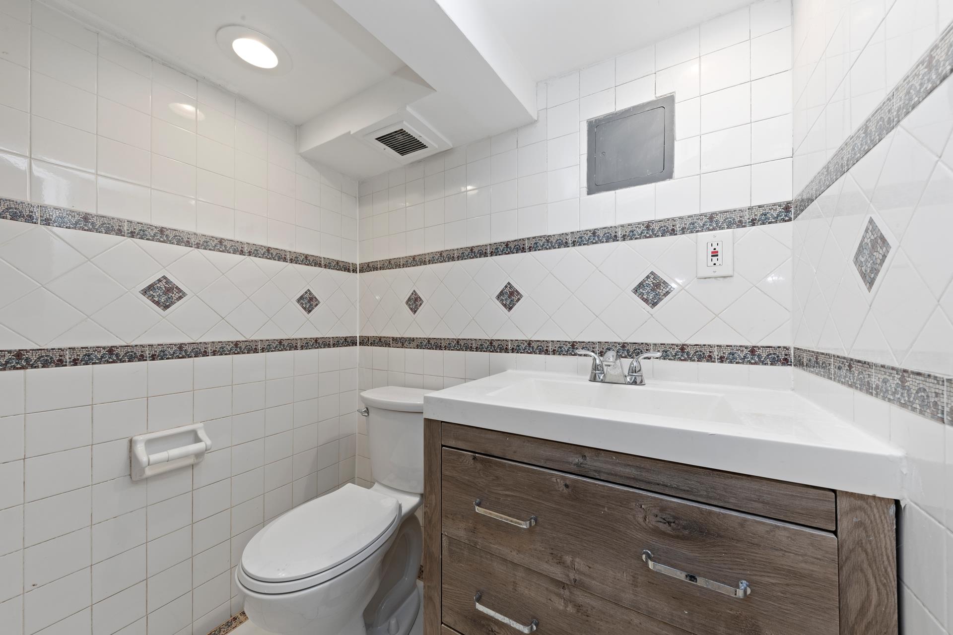 #17 photo, 49 MARBLE HILL Avenue, ブロンクス区 Marble Hill , NY 10463