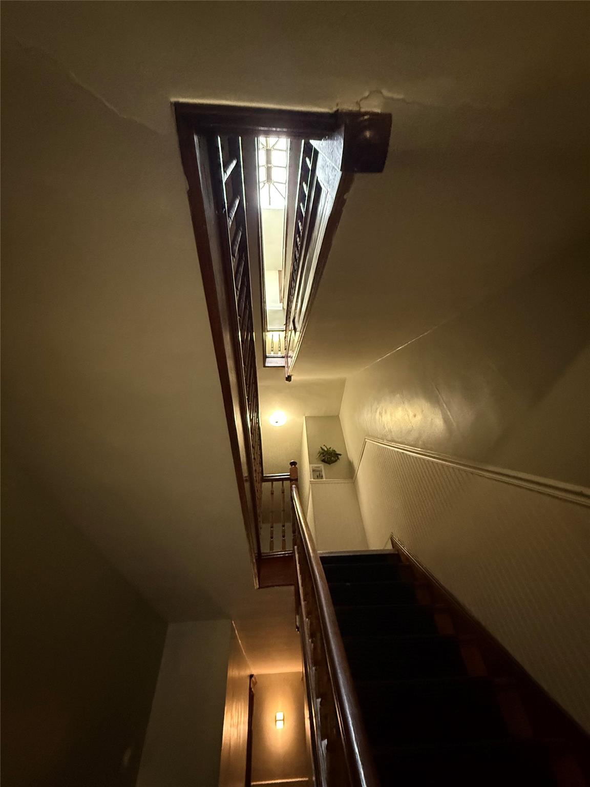 #4 photo, 70-29 65 Place, クイーンズ区 Glendale , NY 11385