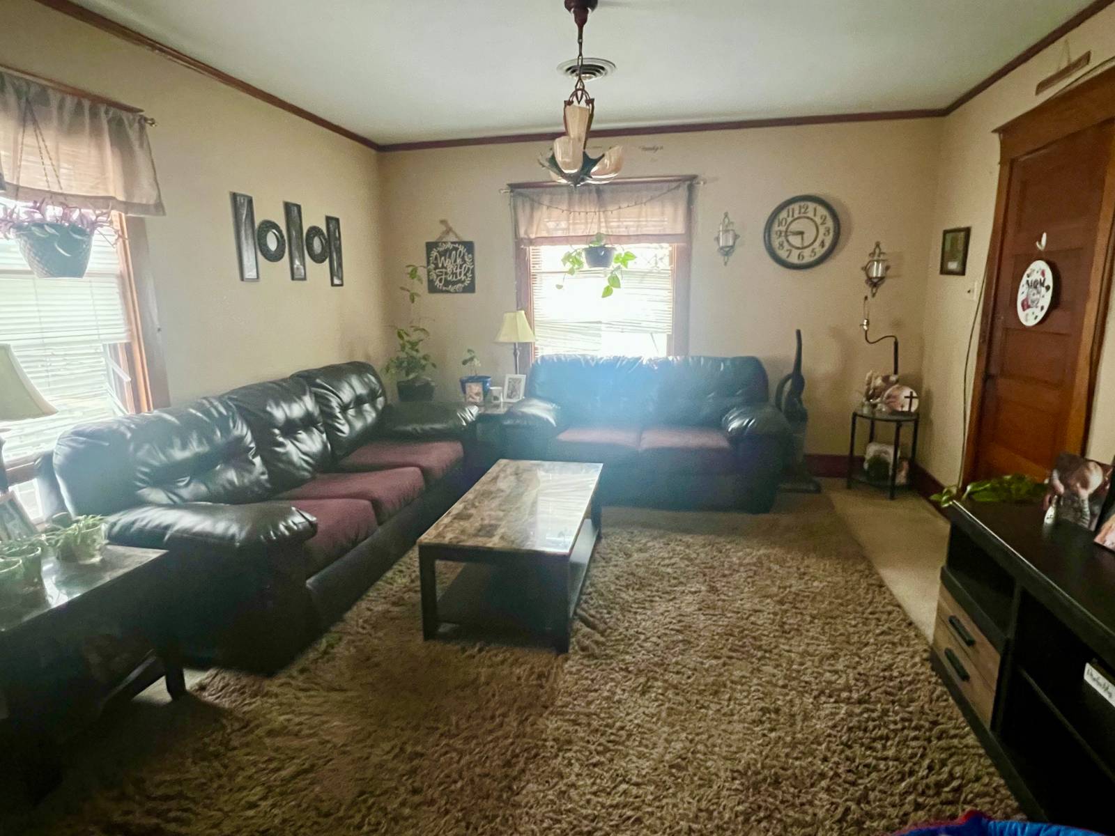 #21 photo, 18 W Eighth Avenue, Gloversville , NY 12078