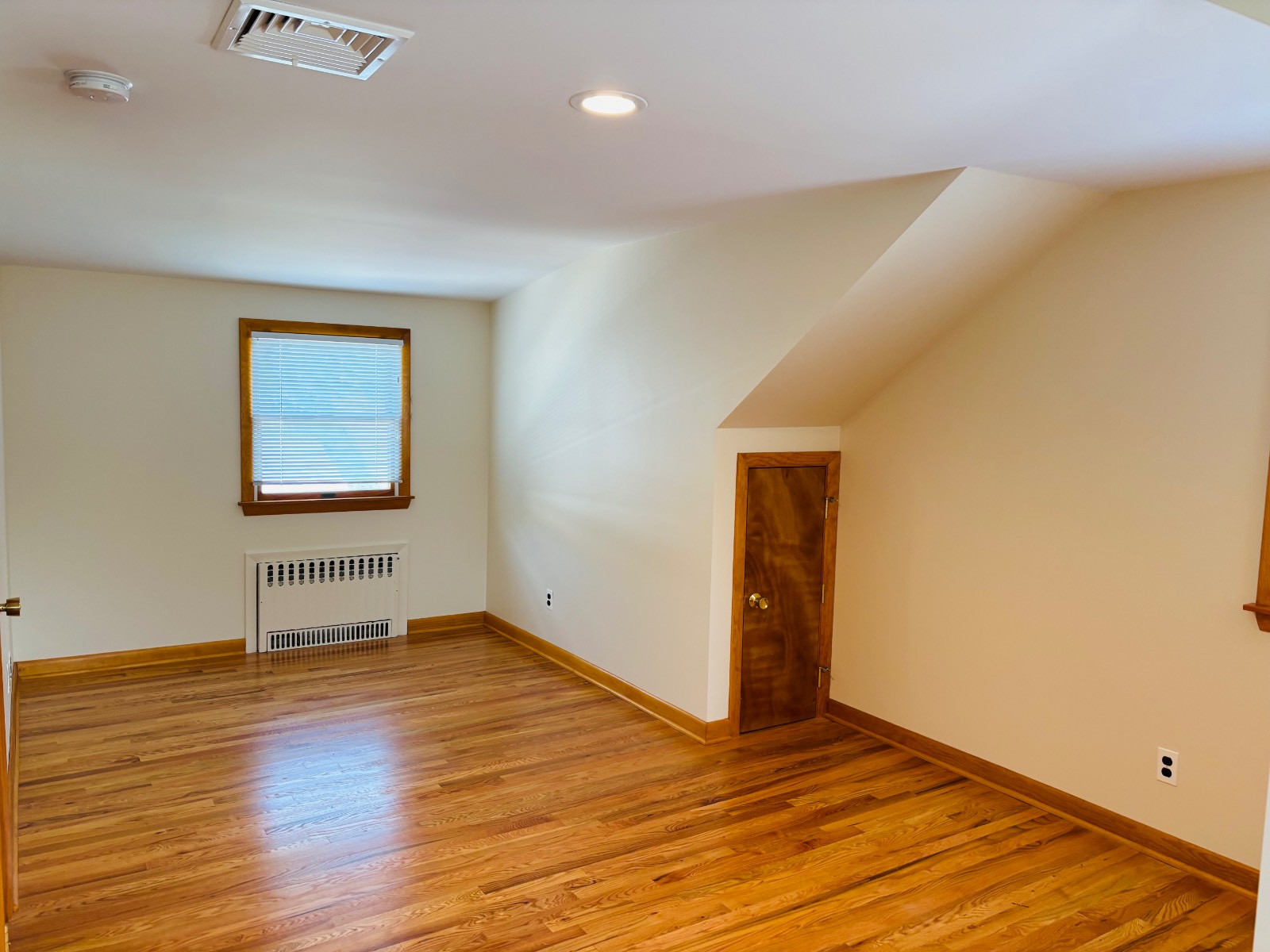 #18 photo, Union Av, ナッソー郡 Glen Head , NY 11545