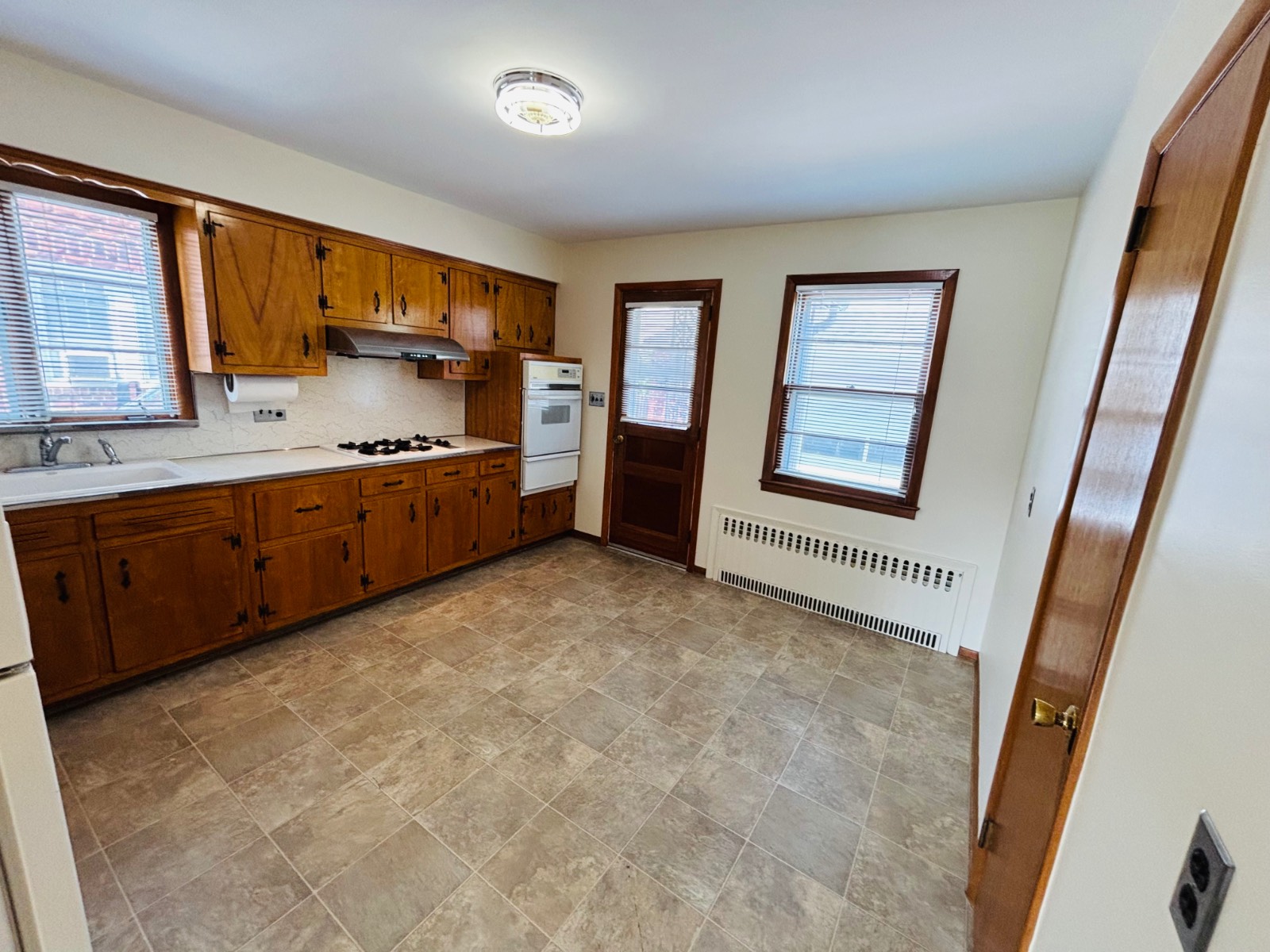 #4 photo, Union Av, ナッソー郡 Glen Head , NY 11545