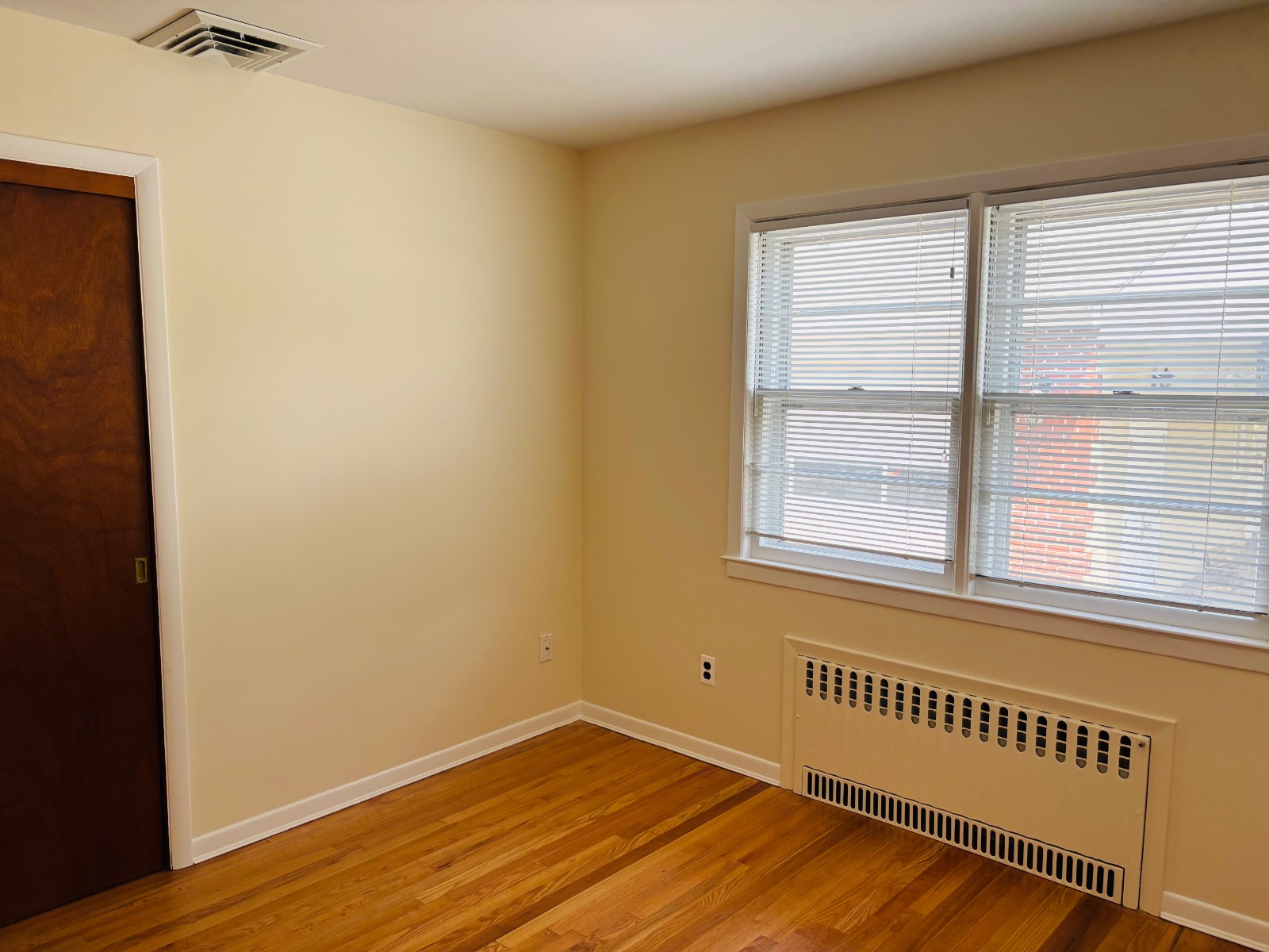 #5 photo, Union Av, ナッソー郡 Glen Head , NY 11545