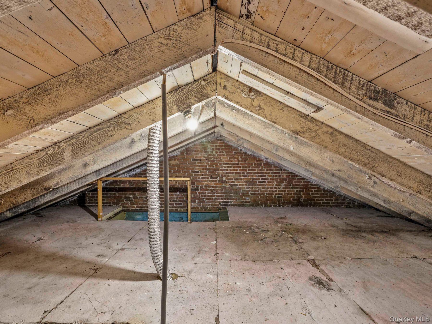 #20 photo, 27 Brick Row, Athens , NY 12015