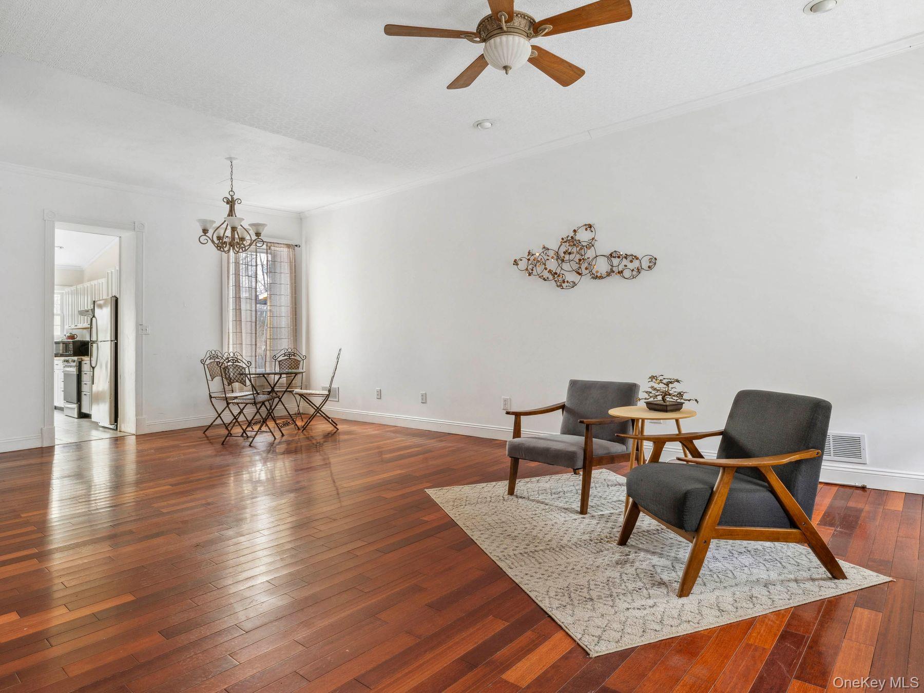 #4 photo, 27 Brick Row, Athens , NY 12015