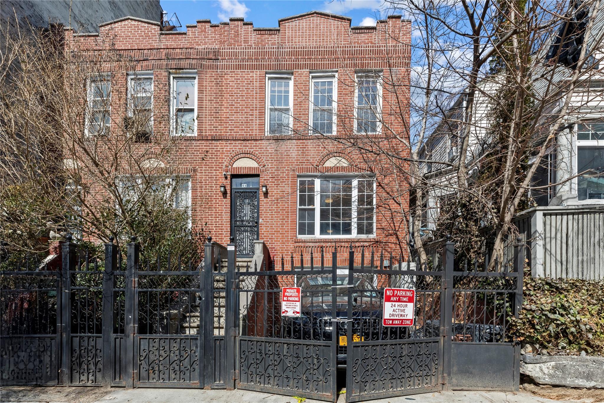 #15 photo, 49 Marble Hill Avenue, New York (Manhattan) , NY 10463