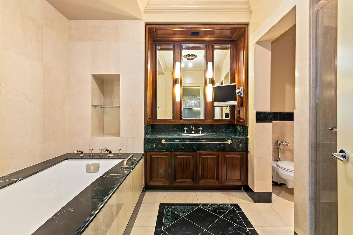 #6 photo, 55 WALL Street, マンハッタン Financial District , NY 10005