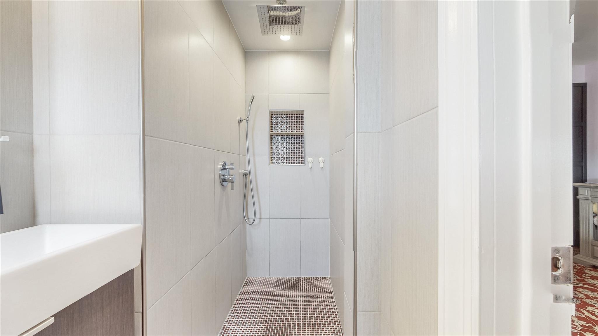 #20 photo, 143-50 Hoover Avenue, クイーンズ区 Briarwood , NY 11435