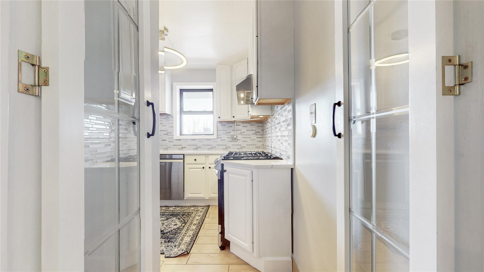 #7 photo, 143-50 Hoover Avenue, クイーンズ区 Briarwood , NY 11435