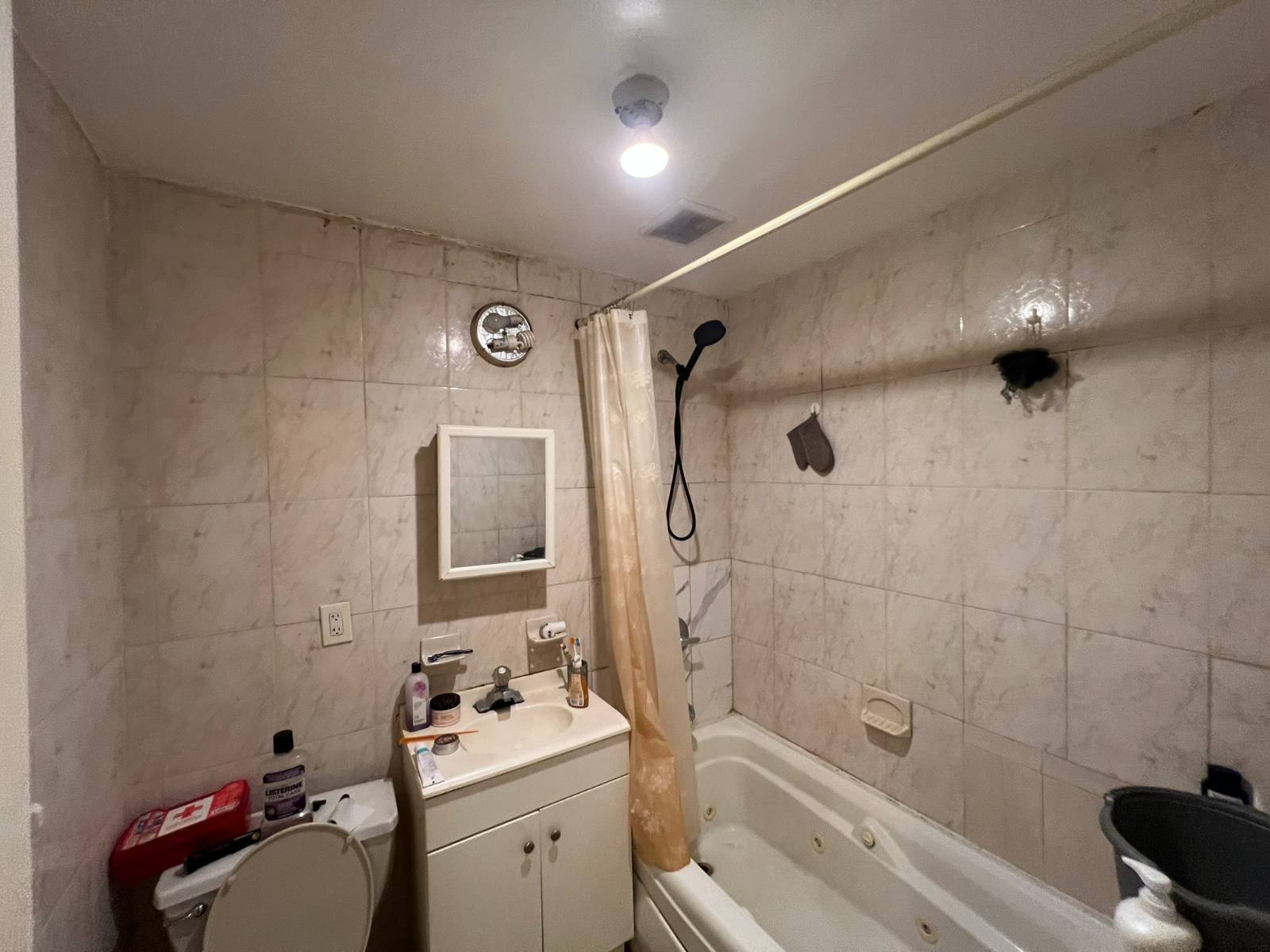 #18 photo, 1117 Decatur St, ブルックリン区 Brooklyn , NY 11207