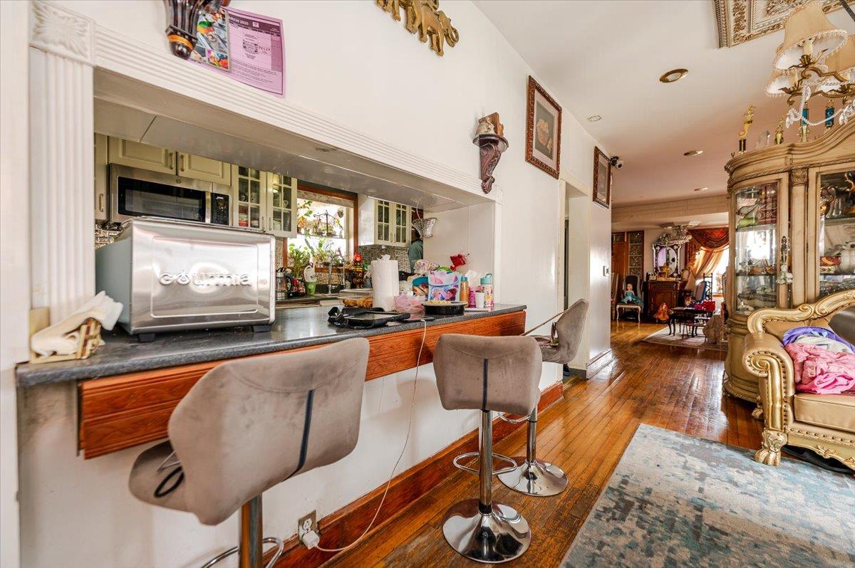 #8 photo, 9728 130th Street, クイーンズ区 Richmond Hill S. , NY 11419