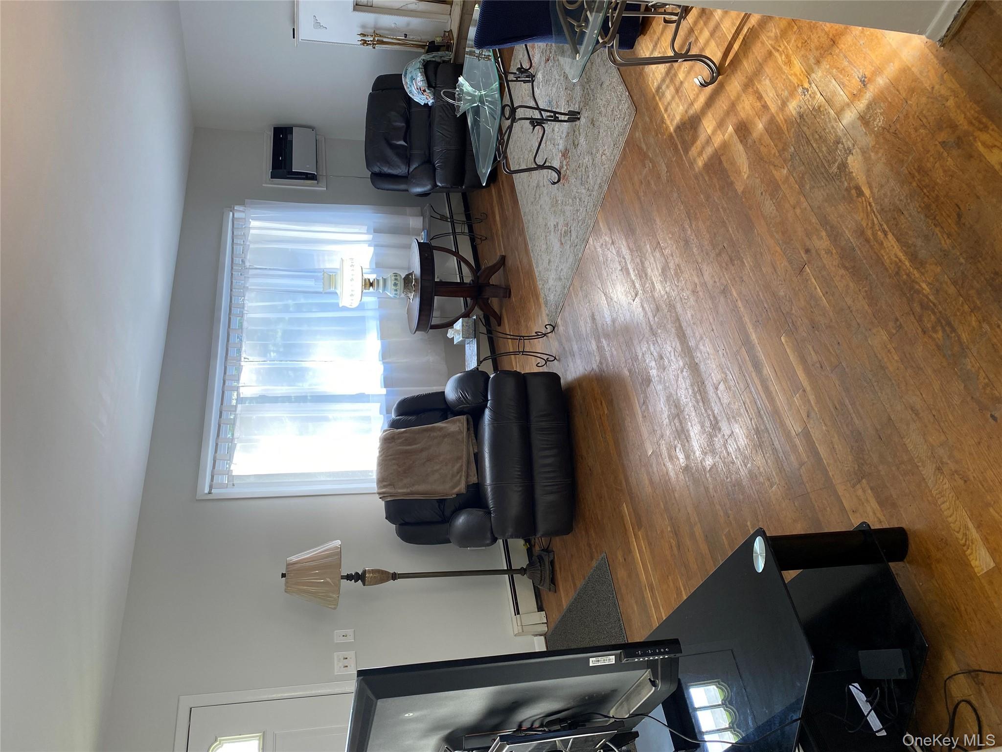 #6 photo, 433 Browns Road, サフォーク郡 Nesconset , NY 11767