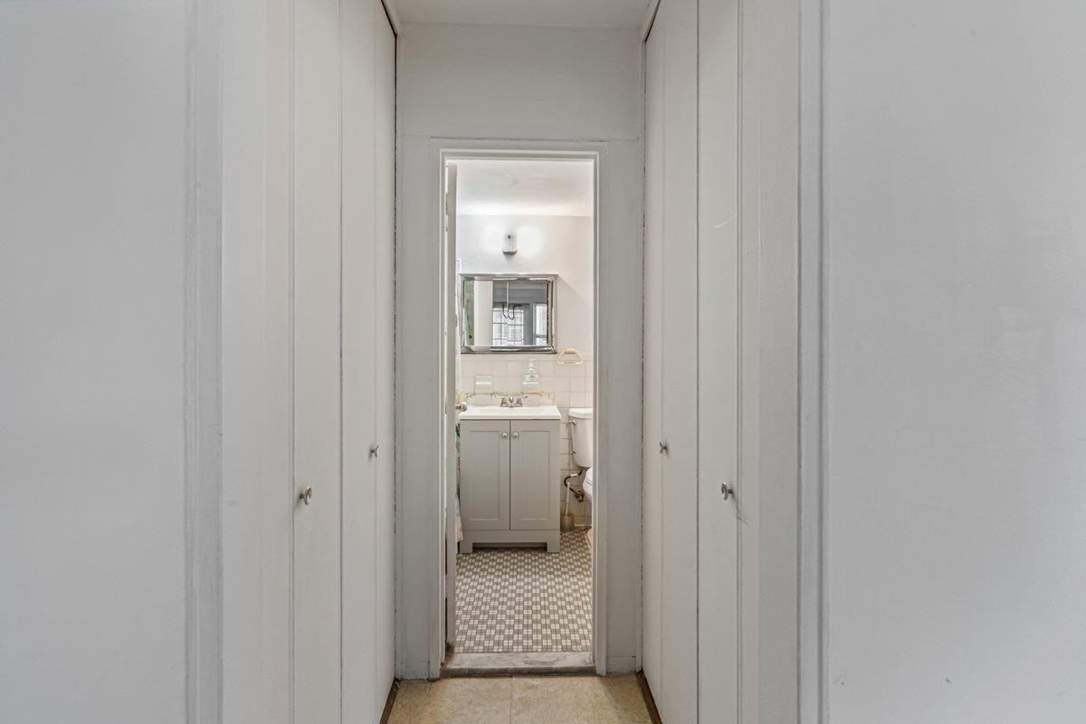 #9 photo, 89-15 Parsons Boulevard, クイーンズ区 Jamaica , NY 11432