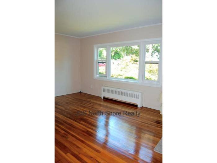 #4 photo, 10 Leech Circle N, ナッソー郡 Glen Cove , NY 11542