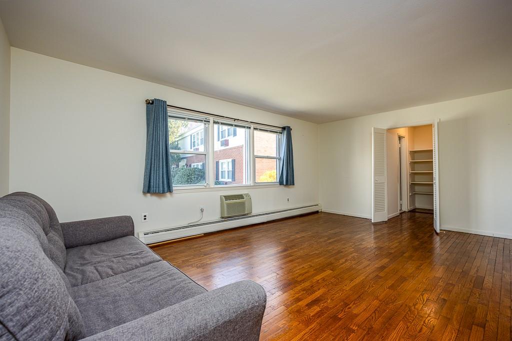 #10 photo, 15 Revere Ct, Suffern , NY 10901