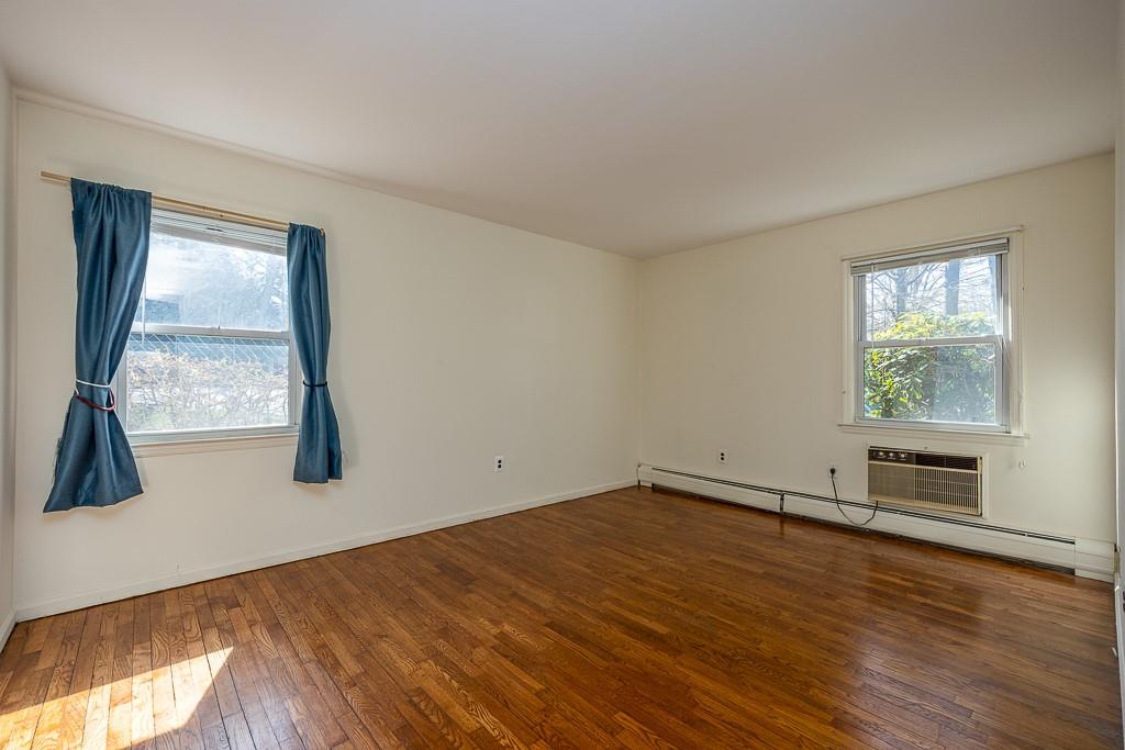 #14 photo, 15 Revere Ct, Suffern , NY 10901