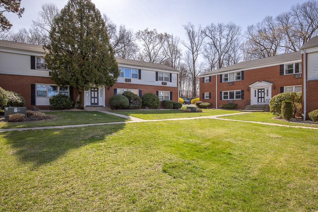 #16 photo, 15 Revere Ct, Suffern , NY 10901