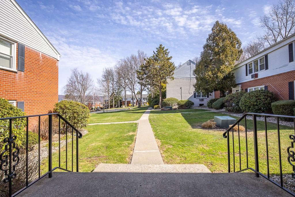 #4 photo, 15 Revere Ct, Suffern , NY 10901