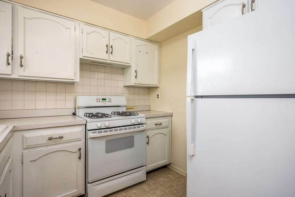 #6 photo, 15 Revere Ct, Suffern , NY 10901