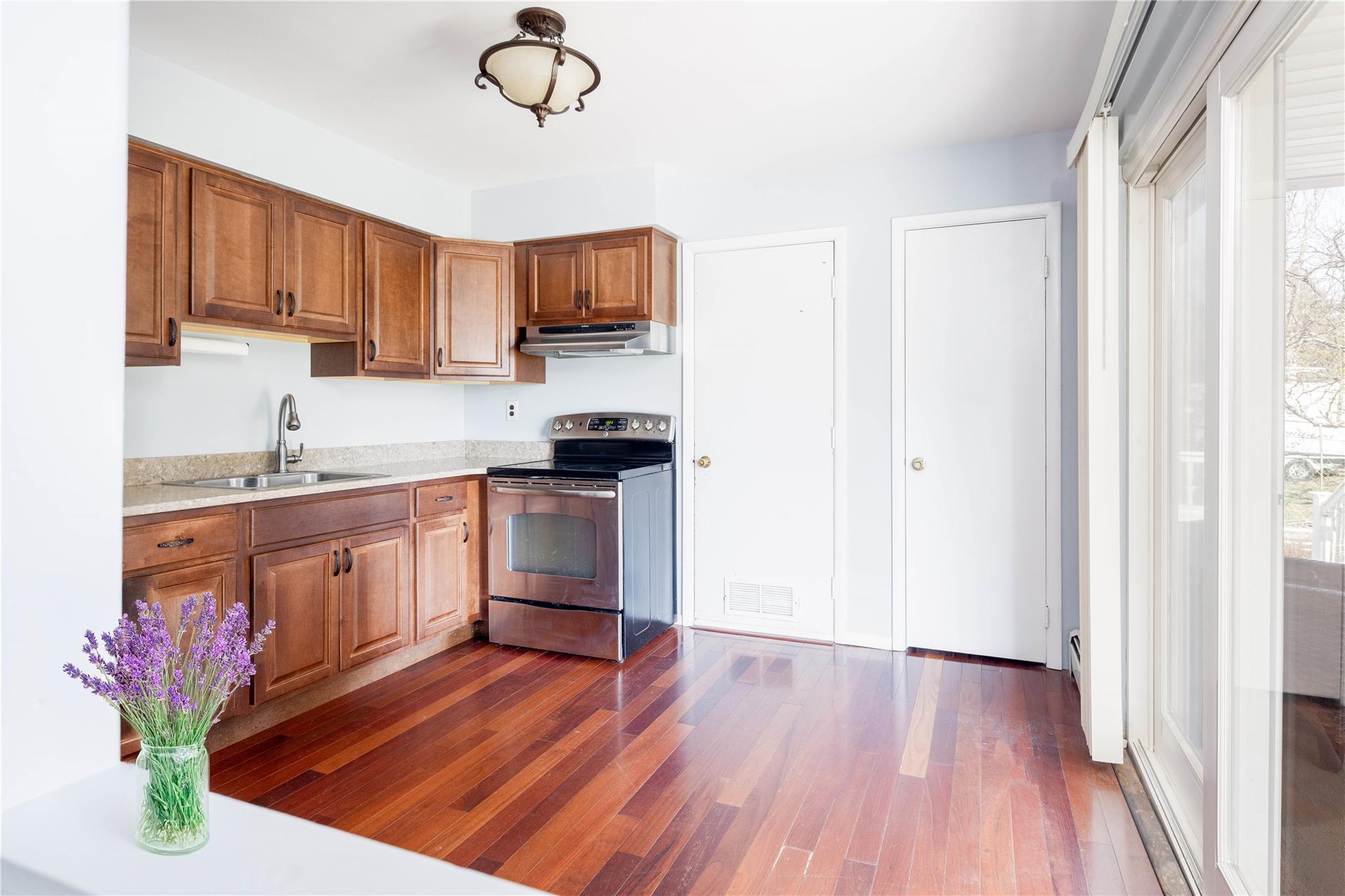 #11 photo, 750 Tasker Lane, 东长岛 格林港 Greenport , NY 11944