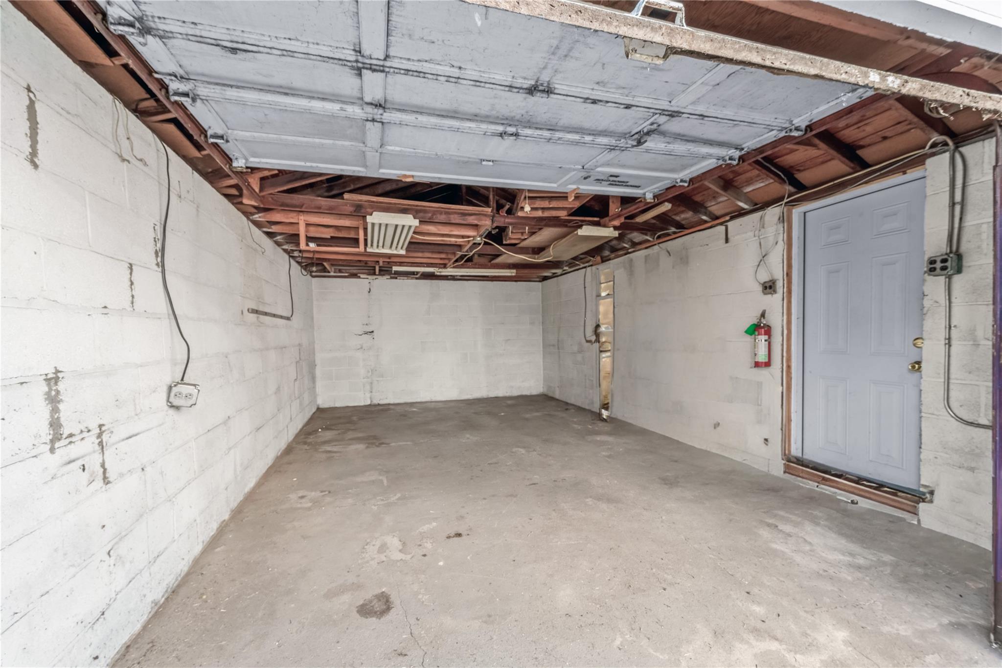 #17 photo, 2013 New Hyde Park Road, New Hyde Park , NY 11040